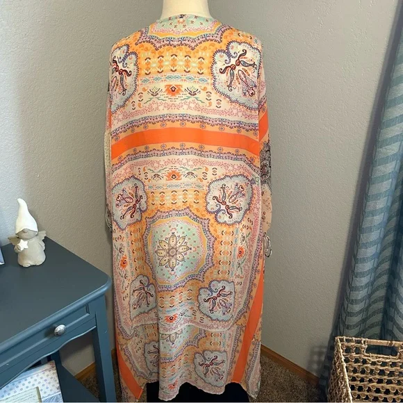 Gimmicks Duster Kimono - Picture 4 of 10